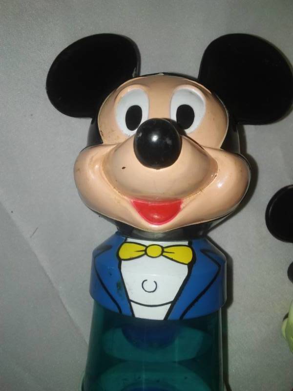 lot 217 image: 11 Disney variety Mickey Mouse Club Pin and more
