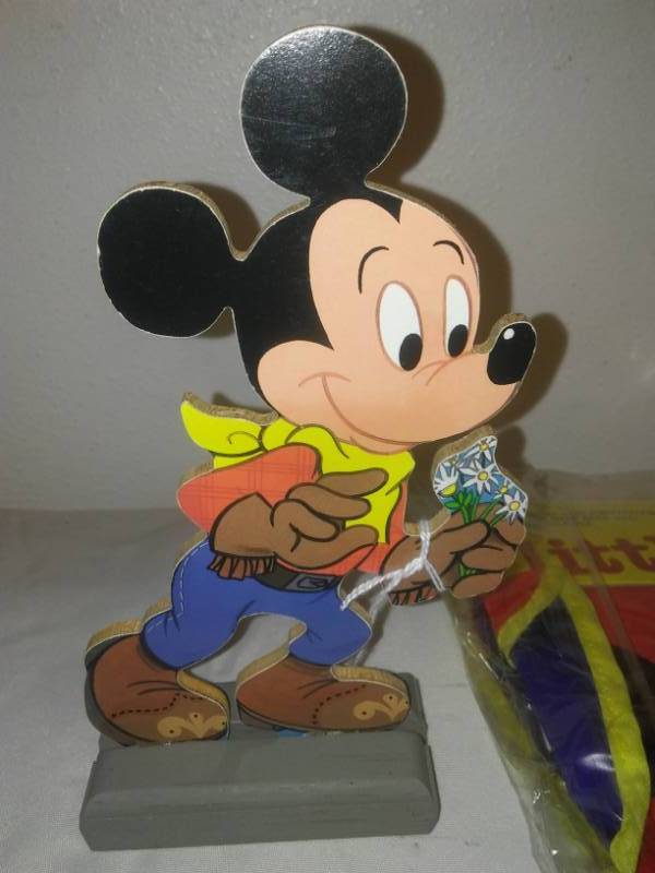 lot 221 image: Disney Binoculars, Jax, Beach Ball  more