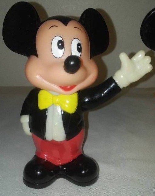 lot 285 image: 4 Vintage Disney Banks Mickey, Minnie, Donald Duck.