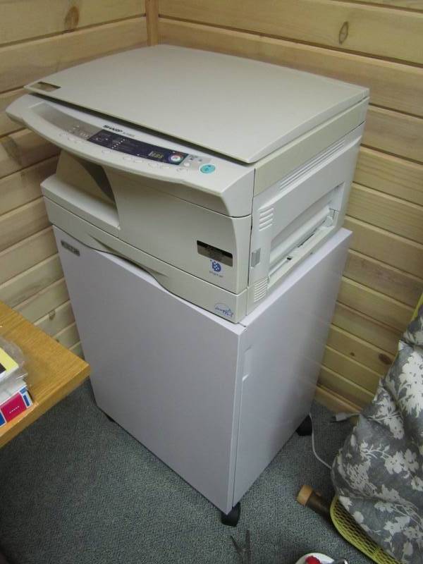 lot 55 image: Copy machine with stand, Sharp bran...