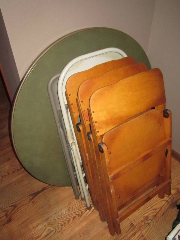 lot 69 image: 2 card tables, 5 chairs...