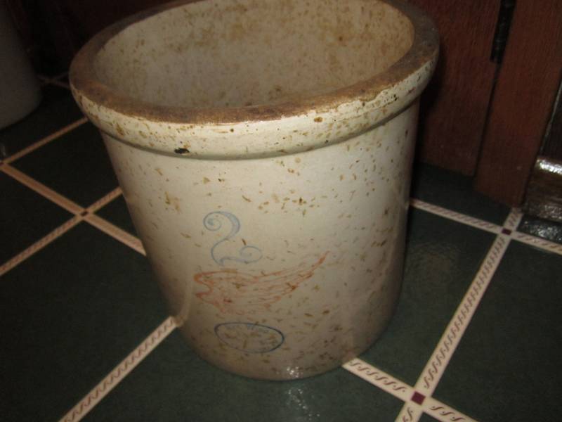 lot 78 image: Crock - 2 gallon Redwing...