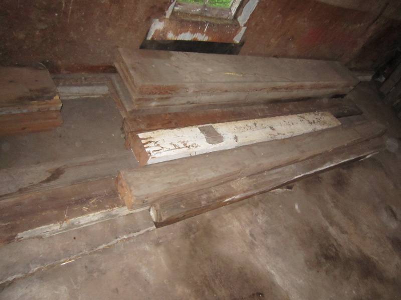 lot 144 image: Posts and timbers 3 x 12 x 95...