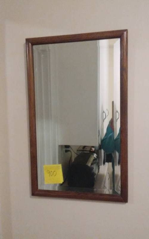 lot 27 image: Beveled Edge Oak Framed Mirror 16x25
