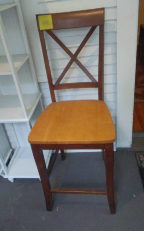 lot 52 image: Stool Height Chair-24 To Seat