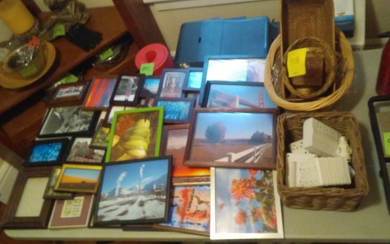 lot 81 image: Lot Of Wall Decor Art Frames Pictures, Baskets With Multi Outlets, Stash Box, 5-Hooks