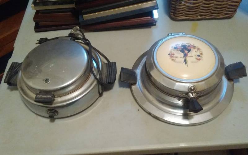 lot 90 image: 2-Waffle Irons. 2-Dominion