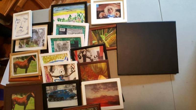 lot 93 image: Box Of 19 Small Frames, Prints, Art, 1-Photo Album