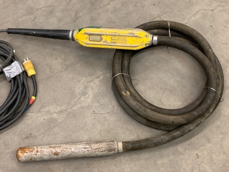 lot 2-A image: Wacker Commercial Concrete Vibrator