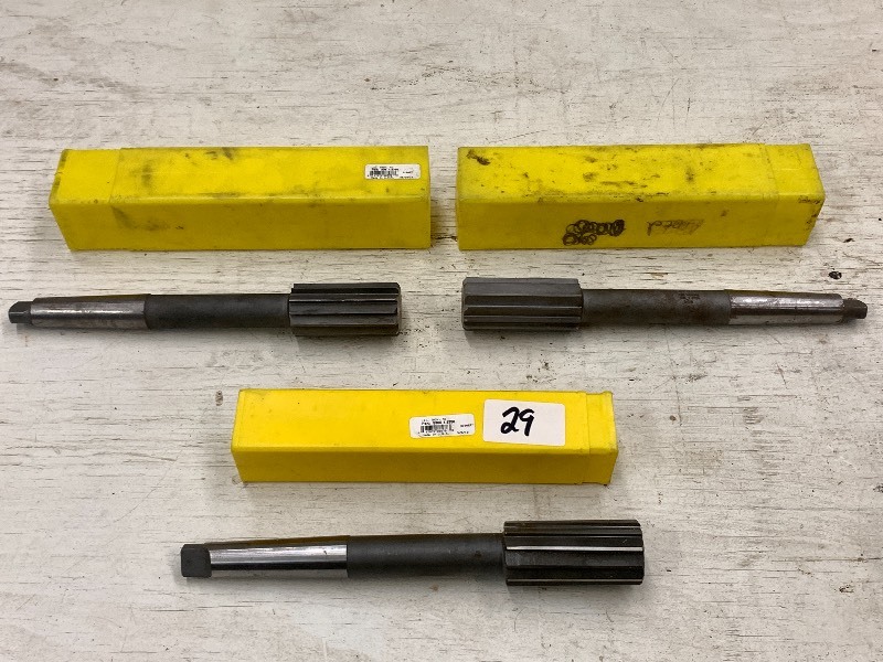 lot 29 image: Lot Of (3) Industrial Milling Bits