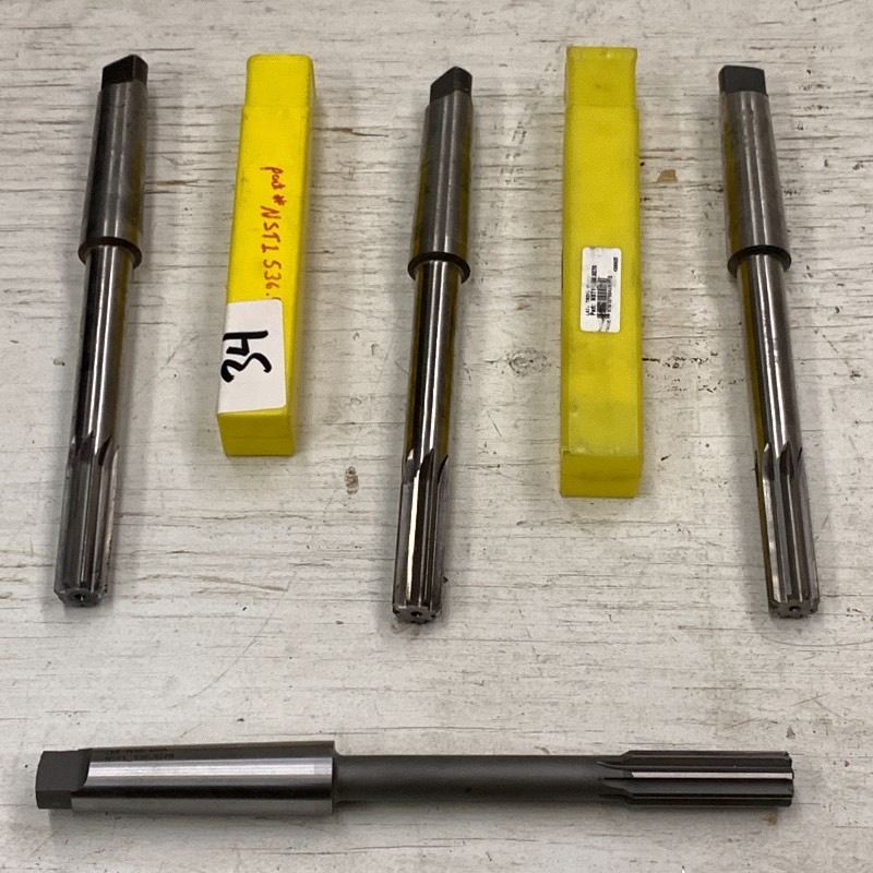 lot 34 image: Lot Of Assorted Milling Bits