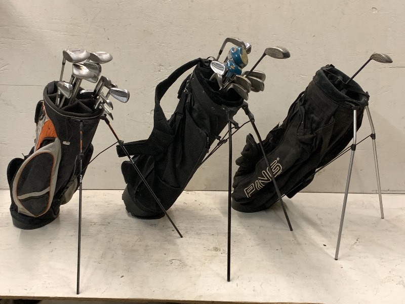 lot 50 image: (3) Golf Club Bags With Assorted Golf Clubs