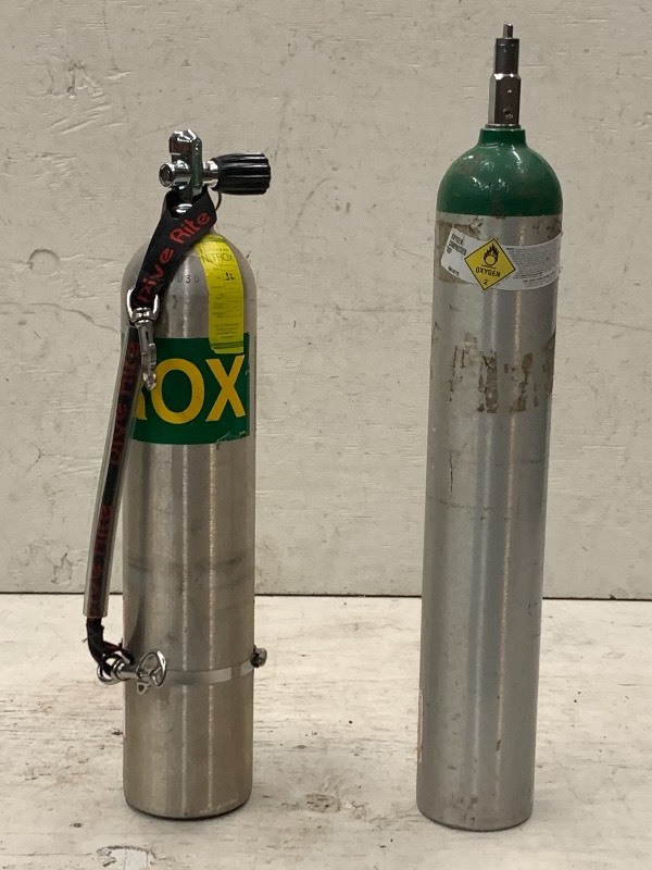 lot 60 image: Lot Of (2) Aluminum Oxygen Tanks