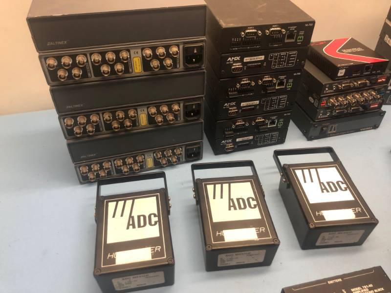 lot 10 image: Large Lot of Miscellaneous Professional Audio Video Computer Accessories