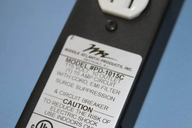 lot 41 image: Middle Atlantic 10-Outlet Single 15-Amp Circuit Surge Spike Protected Power Strip