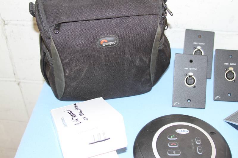 lot 34 image: Lot of Miscellaneous Professional Audio & Video Items