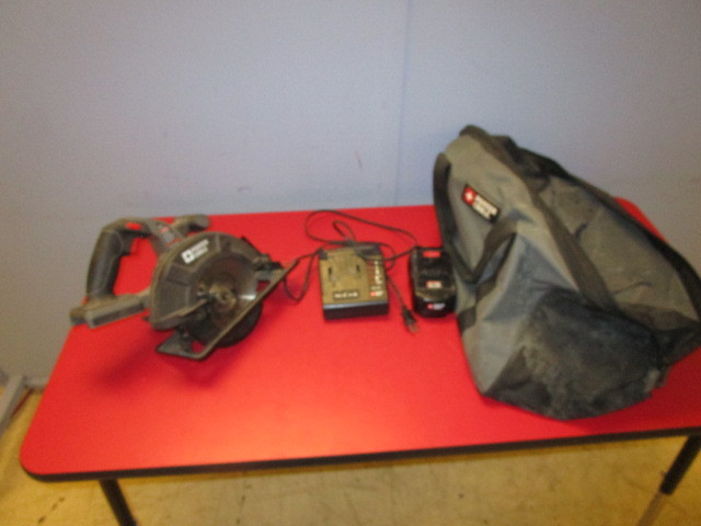lot 618 image: PORTA-CABLE 6 12 CIRCULAR SAW WITH ACCESSORIES