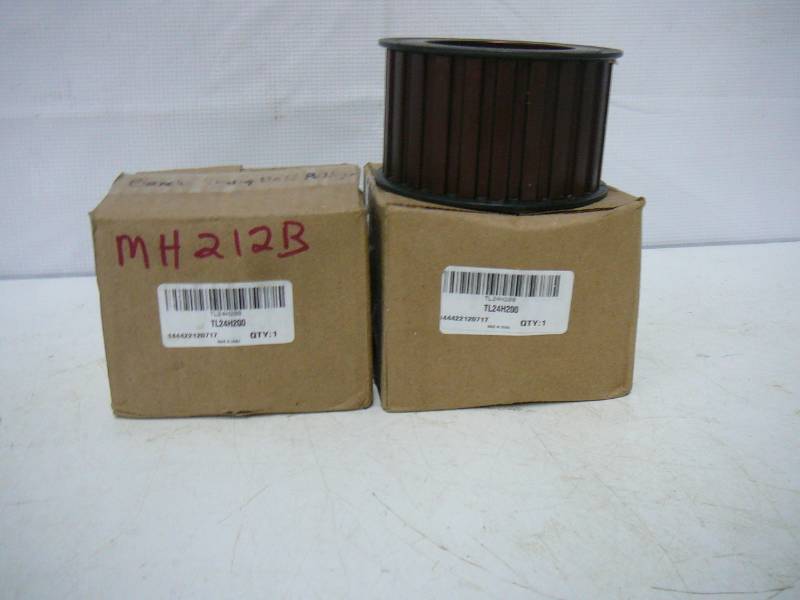 lot 27 image: Pulley Parts
