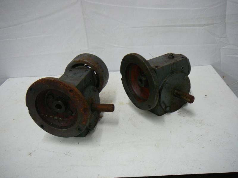 lot 35 image: Gear Drive Parts
