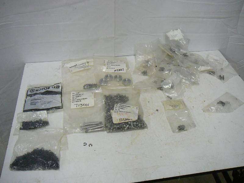 lot 45 image: Lot Of Hardware