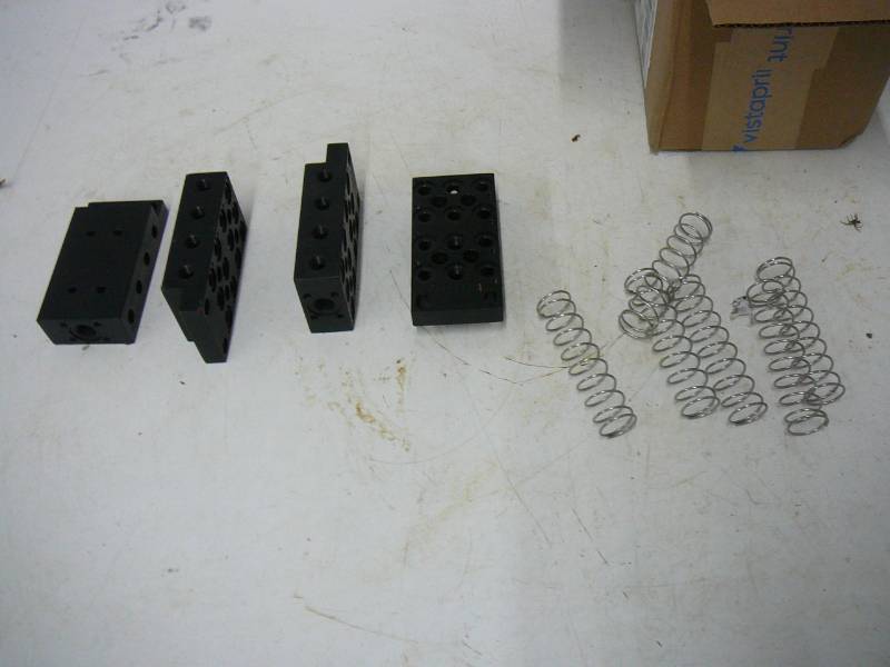 lot 47 image: SpringsAluminum Block Parts