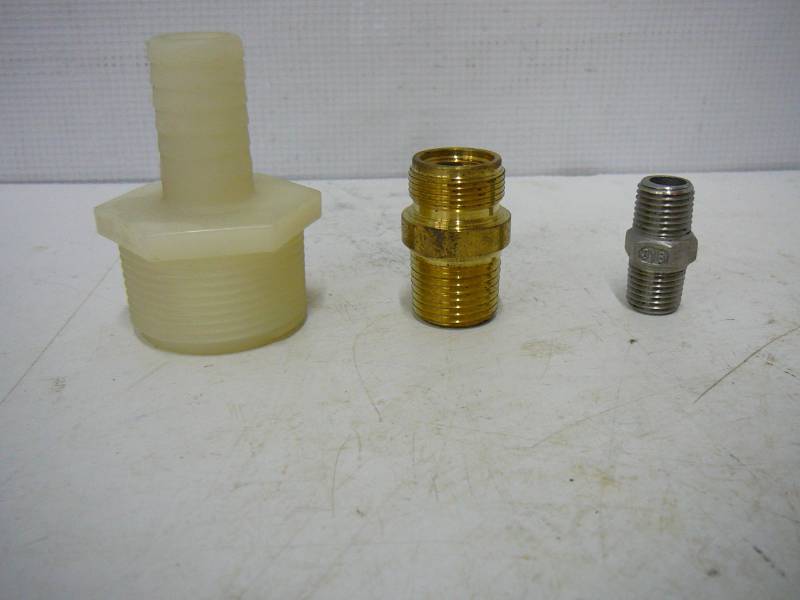 lot 50 image: Plastic FittingSteel FittingBrass Fittings