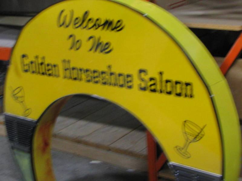 Horseshoe Saloon Light