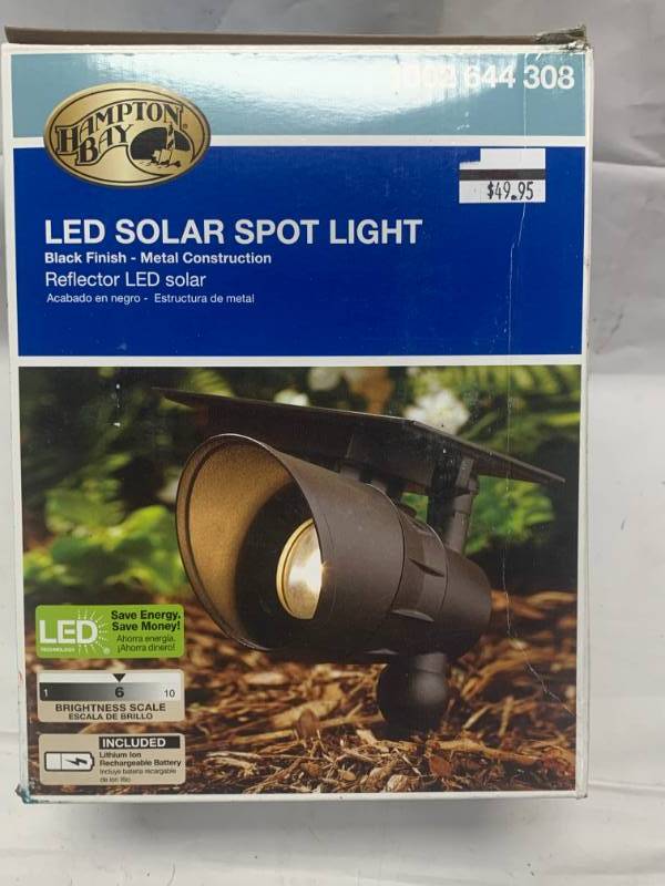 lot 23 image: LED Solar Spot Light