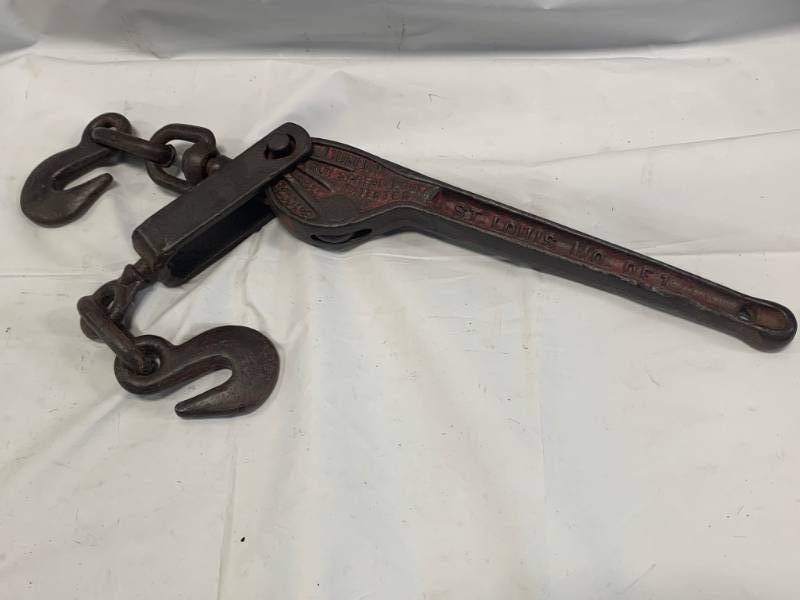 lot 39 image: Vintage 6200 lb Durbin Load Binder