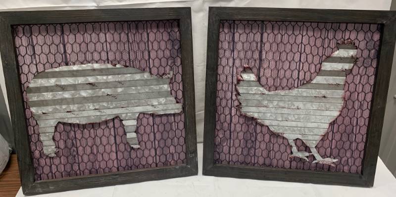 lot 65 image: New Chicken & Pig Metal Art (approx 16 x 16)