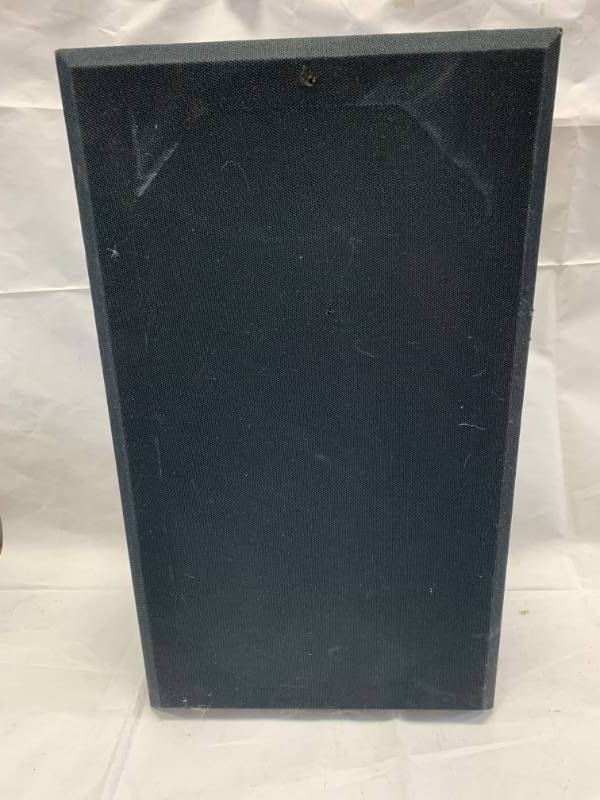 lot 92 image: KLH Audio Systems 20 Tall Speaker 609-8