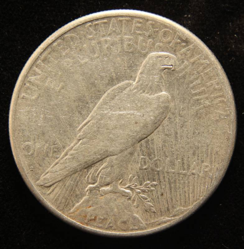 lot 24 image: 1926-S PEACE SILVER DOLLAR