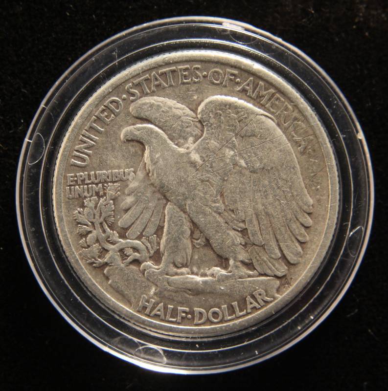 lot 35 image: 1939 WALKING LIBERTY SILVER HALF DOLLAR IN AIRTITE
