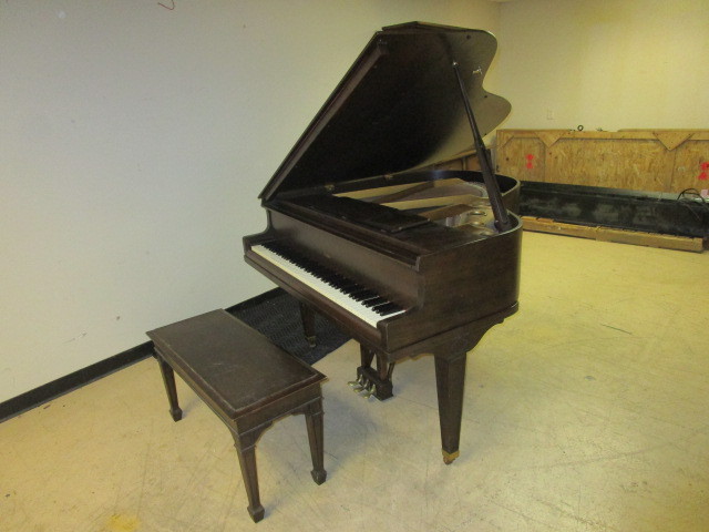 lot 700 image: CABLE BABY GRAND PIANO