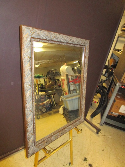 lot 750 image: PLATE GLASS MIRROR