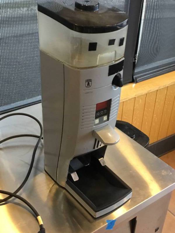 Grupo Azkoyen coffeebean grinder Commercial