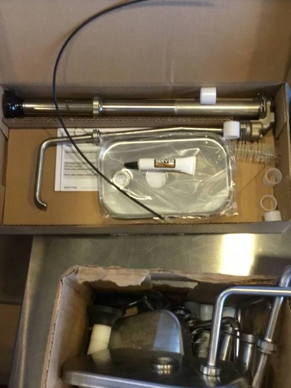 6 stain less steel pump dispenser