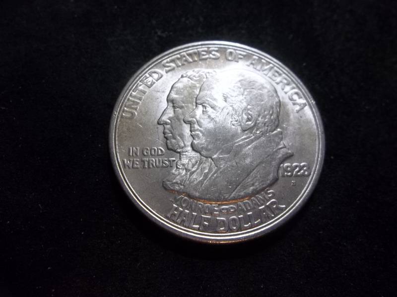 lot 59 image: 1923 S Monroe Doctrine Silver Half Dollar Comemmorative