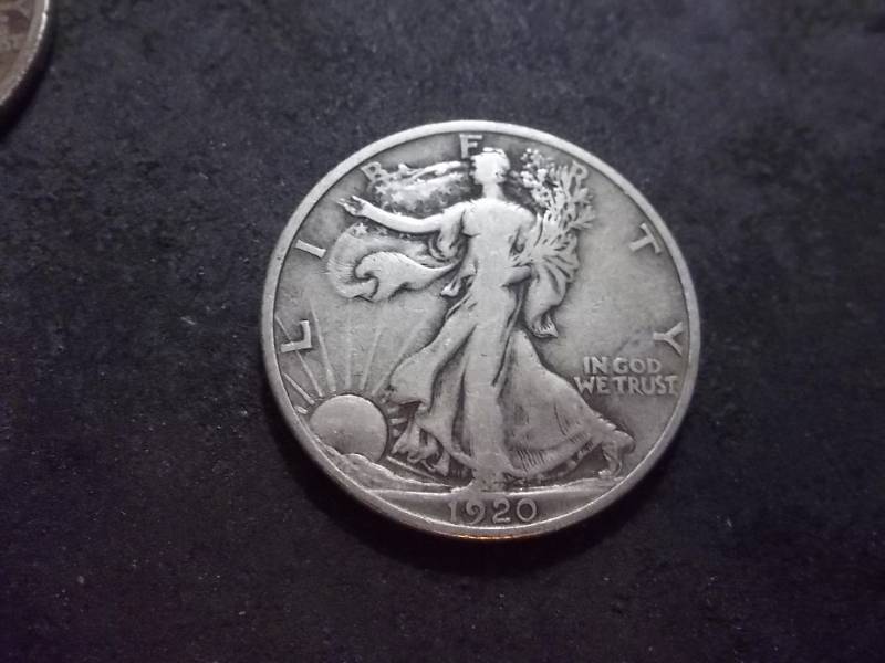 lot 70 image: 1920 Walker Half Dollar