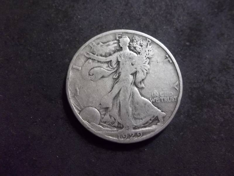 lot 77 image: 1929 S Walker Half Dollar