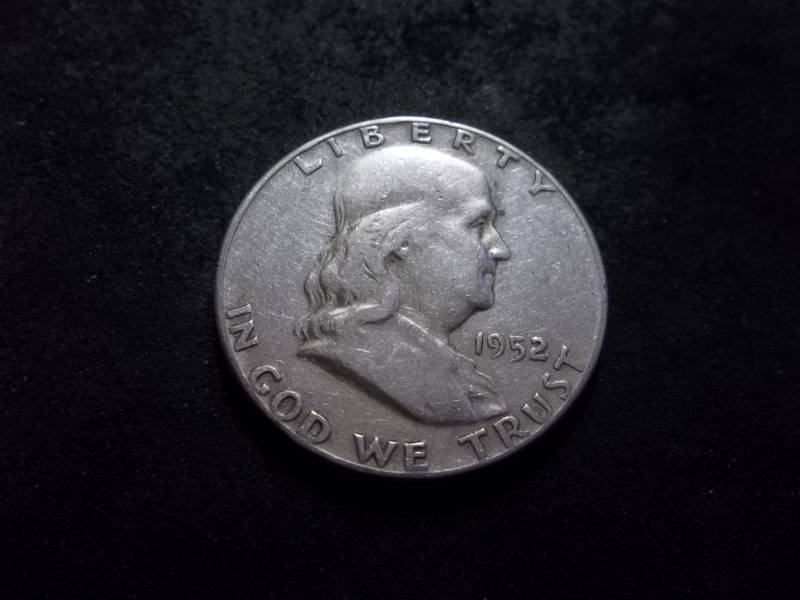 lot 117 image: 1952 Franklin Half Dollar