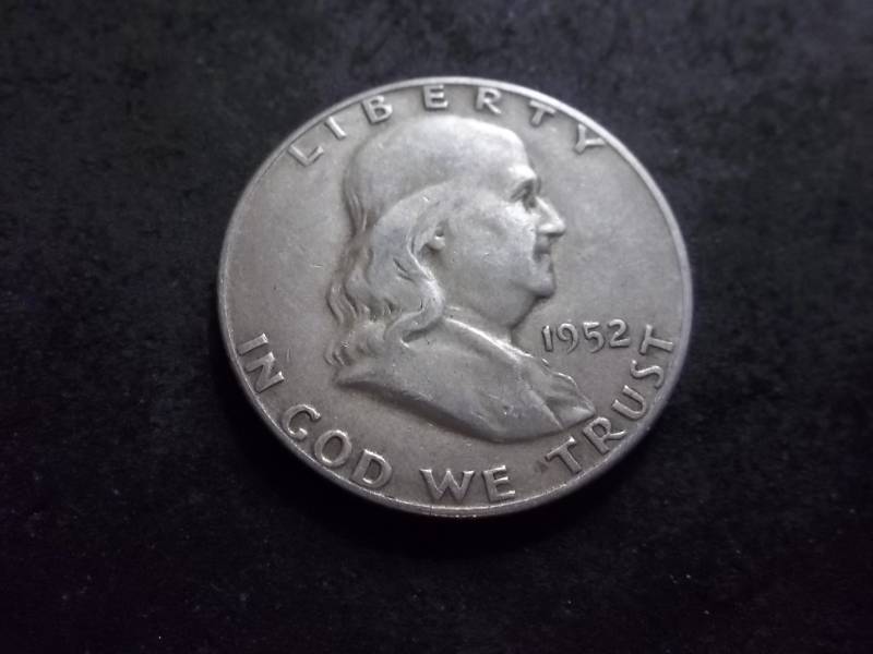 lot 119 image: 1952 S Franklin Half Dollar