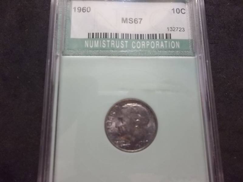 lot 147 image: 1960 Roosevelt Dime In Graded Holder MS67
