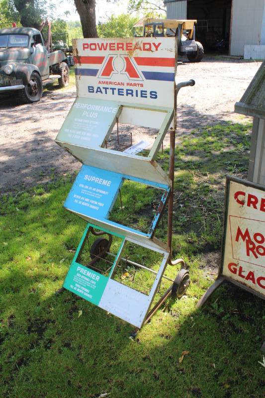 lot 542 image: Power Ready Batteries Metal Display Cart