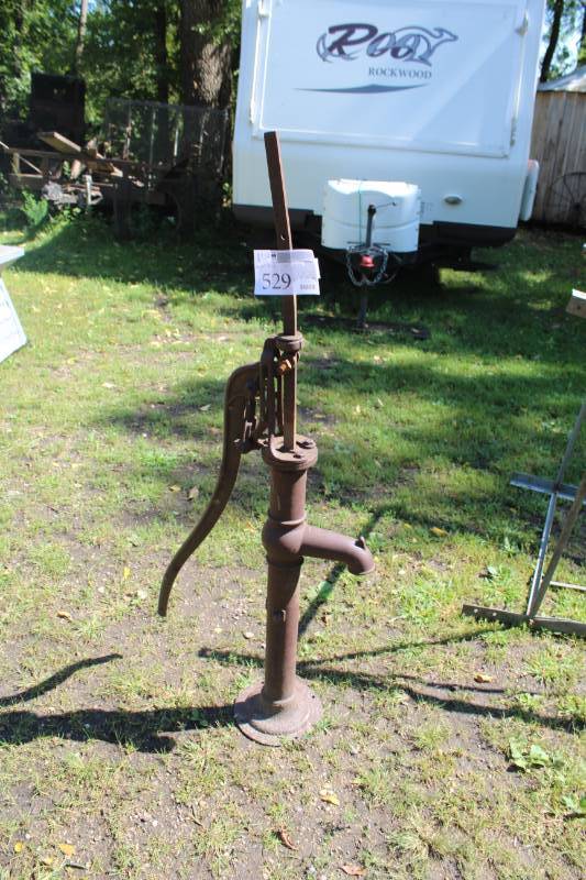 lot 529 image: Water Well Pump Head