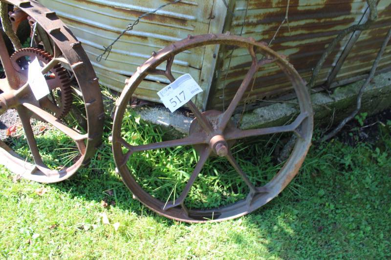 lot 517 image: 30in. Steel Wagon Wheel