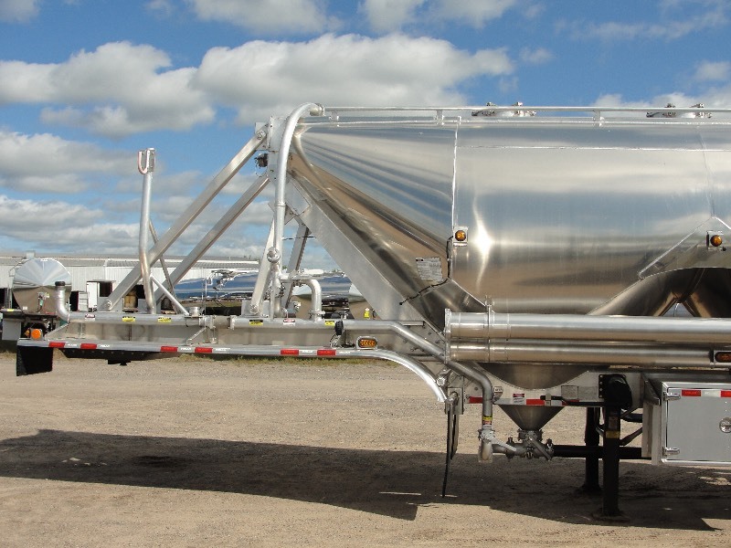 NEW 2015 NAPX9 840-1, ALUMINUM, HIGH GROSS, PNEUMATIC,DRY BULKER,INTERIOR RING, NON-CODE TRAILER