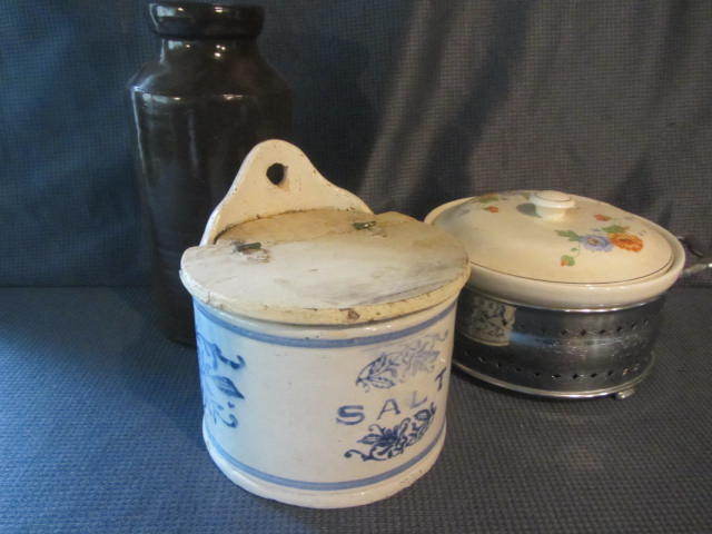 lot 22 image: Saltbox, Casserole