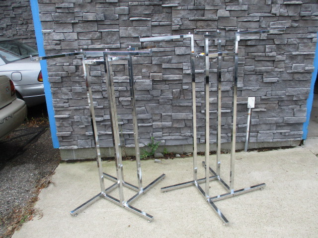 lot 49 image: Clothes Racks