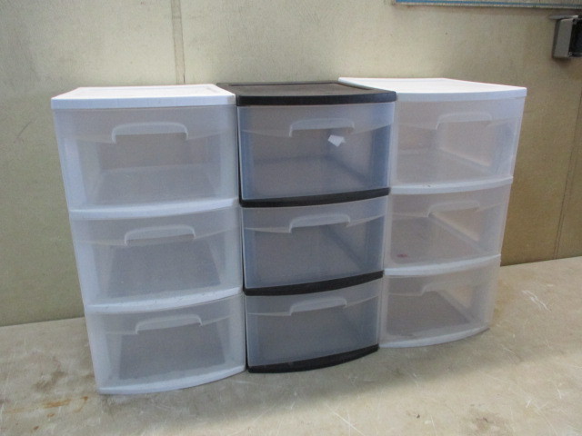 lot 61 image: 3 Drawer Units